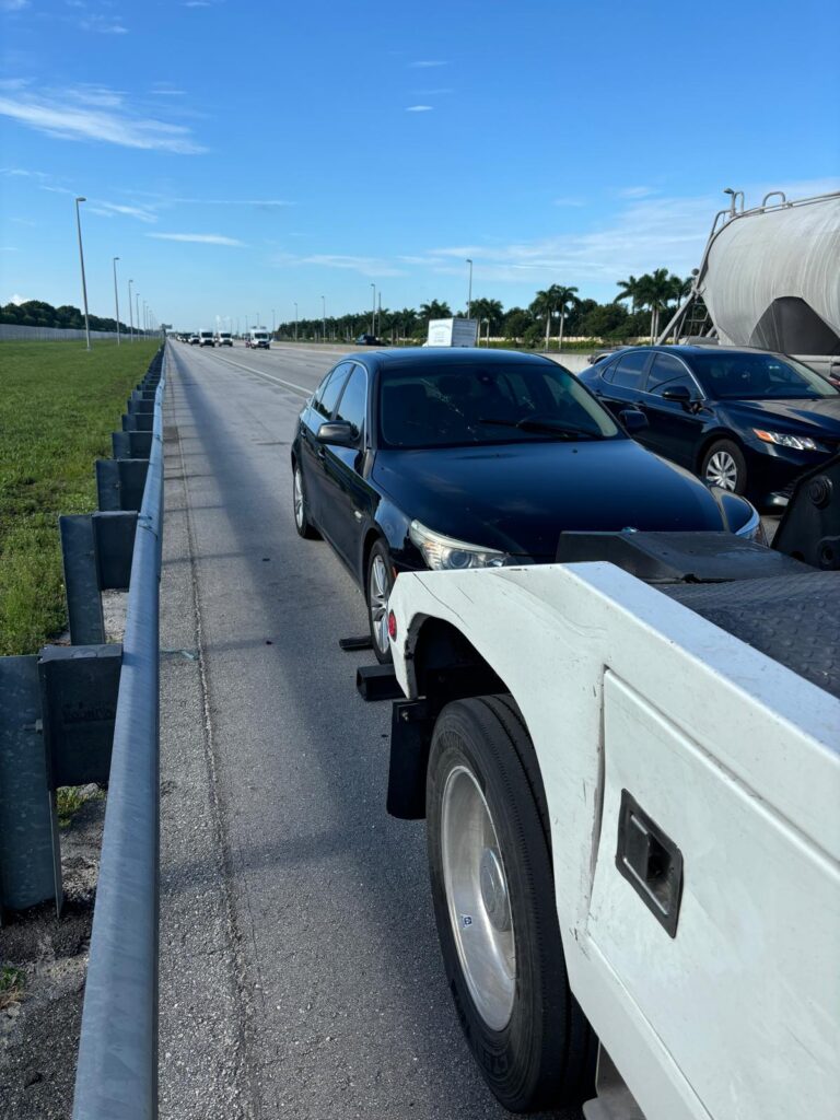 Towing and roadside assistance in davie florida